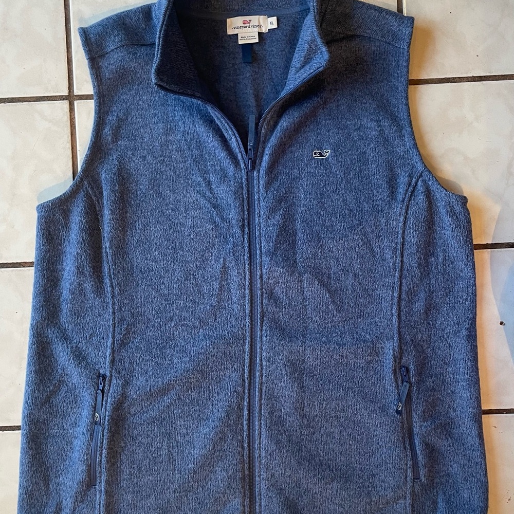 Vineyard Vines Men's Heathered Blue Vest, like new!